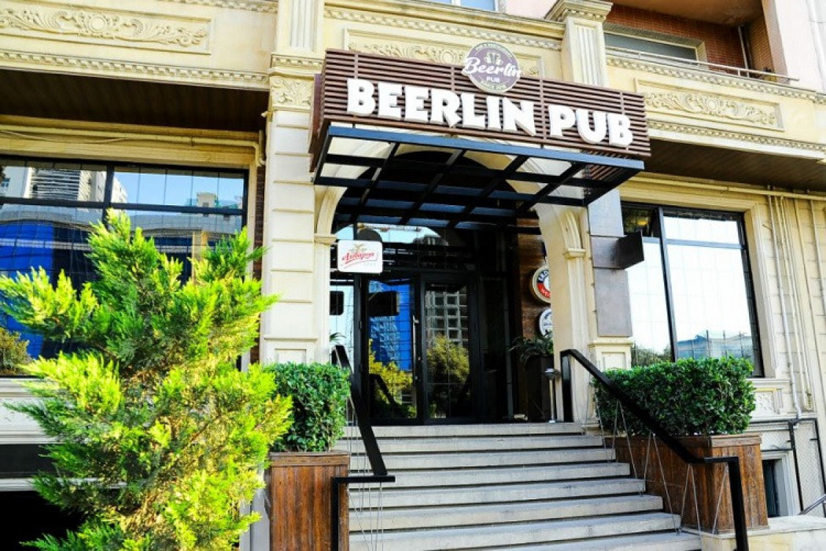     Beerlin Pub:    