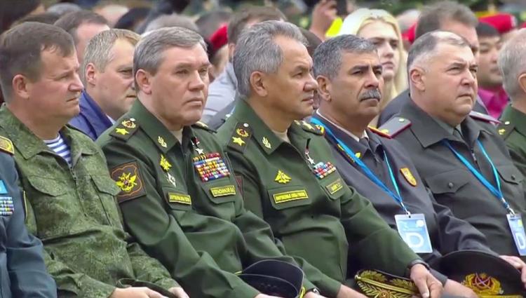 Министр обороны Азербайджана принял участие в церемонии открытия Армейских международных игр-2019