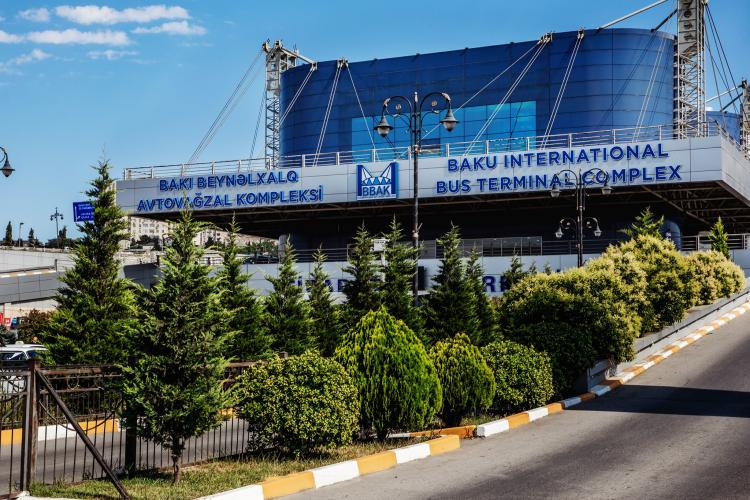 В связи с праздником Гурбан байрамы Бакинский автовокзал переходит на усиленный режим работы