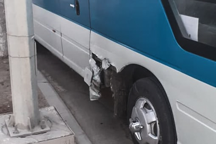 На дороге Баку-Сумгайыт столкнулись три автобуса, возникла пробка