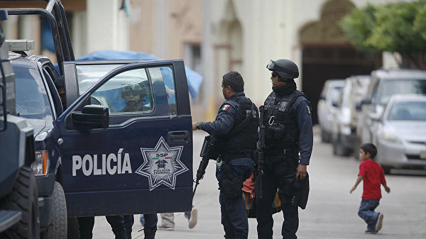 В Мексике нашли тела 20 человек