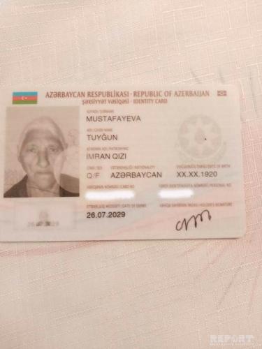 В Азербайджане 99-летняя жительница впервые получила паспорт - ФОТО
