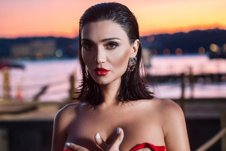 Азербайджанская певица презентовала клип, снятый турками - ФОТО - ВИДЕО