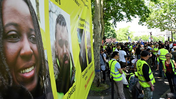 В Париже началась очередная акция «желтых жилетов»
