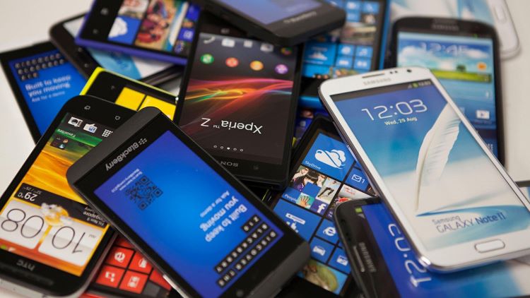 Импорт мобильных телефонов в Азербайджан увеличился на 60%
