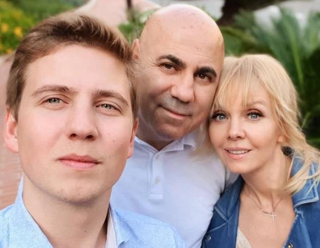 Сын Валерии женился втайне от родителей