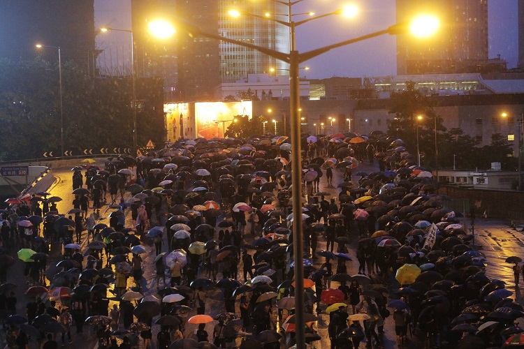 Протест в Гонконге собрал 1,7 миллиона человек