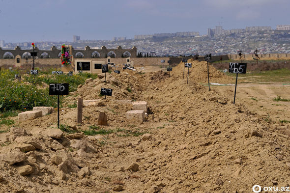 На Ясамальском кладбище пронумеровано 1 200 могил