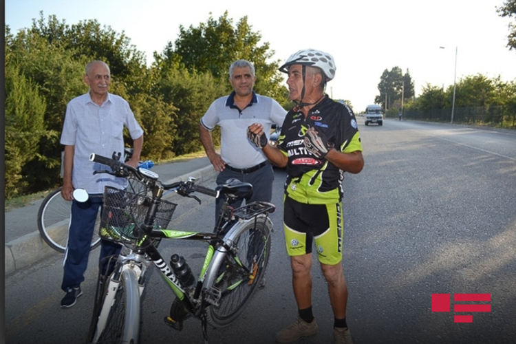 70-летний азербайджанский велосипедист проехал 4000 км - ФОТО