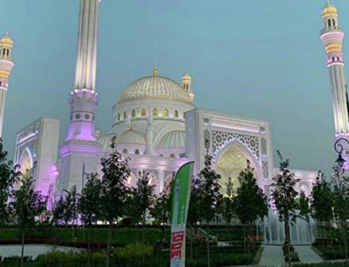 Открылась самая большая в Европе мечеть