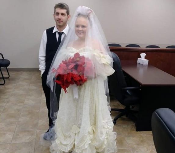 Трагедия в Техасе: молодожены погибли спустя 5 минут после бракосочетания - ФОТО
