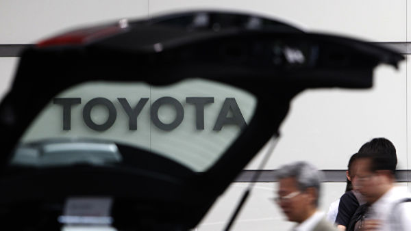 В Японии загорелся головной офис Toyota
