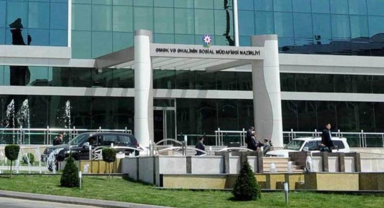 Азербайджанским работадателям: "Минимальная заработная плата с 1 сентября не должна составлять менее 250 манатов"