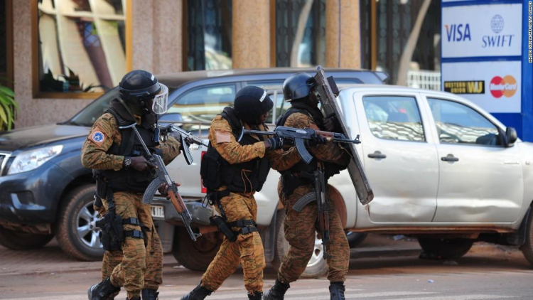 При атаке на церковь в Буркина-Фасо погибли 14 чкловек