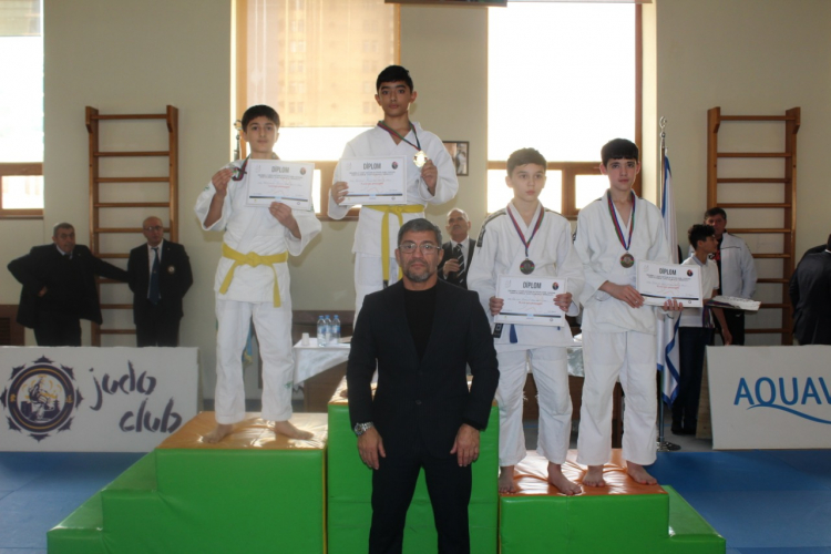 В Азербайджане выявлены победители турнира среди подростков по дзюдо - ФОТО