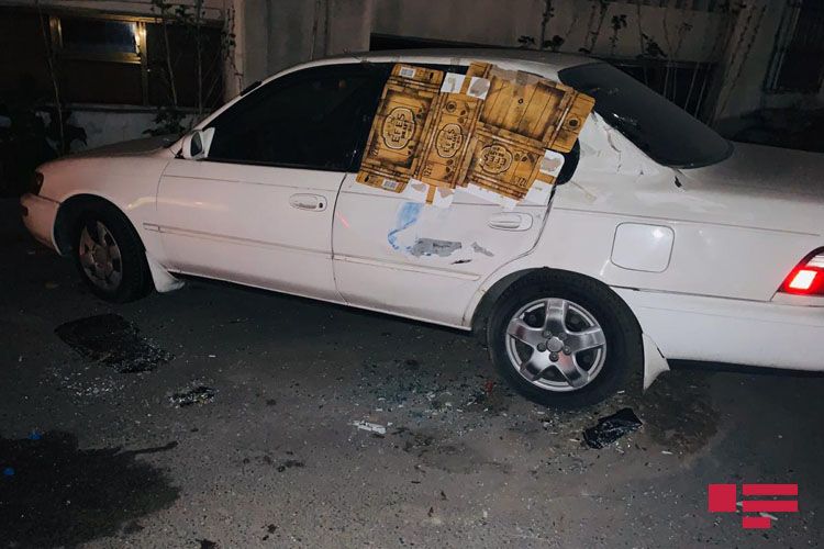 В Баку автоледи врезалась в автомобиль посольства - ФОТО