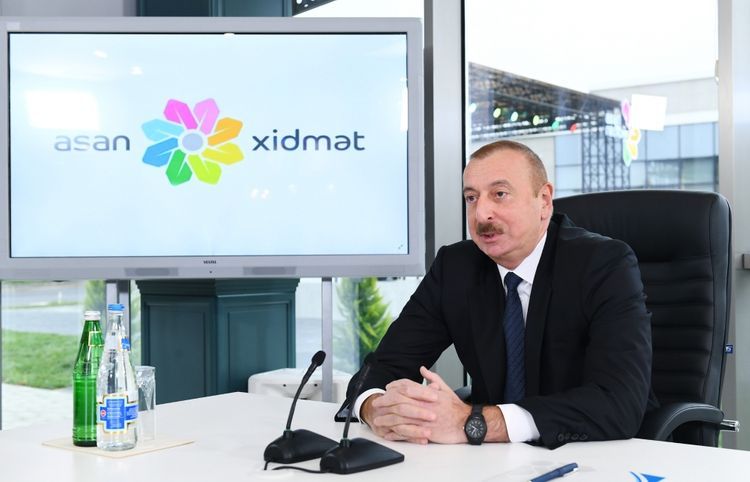 Ильхам Алиев: Опыт пожилых, современность молодых и единство этого принесет нам пользу