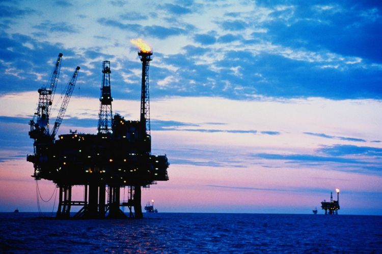 Азербайджан сократит ежедневную добычу нефти еще на 7 тысяч баррелей