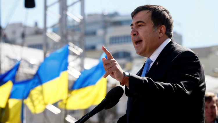 Саакашвили призвал помолиться за успех Украины на переговорах в Париже
