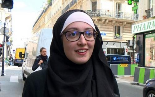 В Чехии мусульманка отстояла право носить хиджаб через суд
