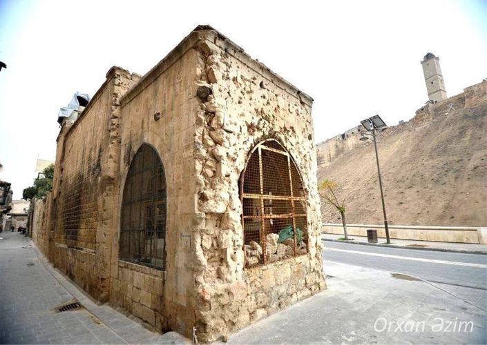 Азербайджанский фотокорреспондент посетил мавзолей Насими в Алеппо - ФОТО