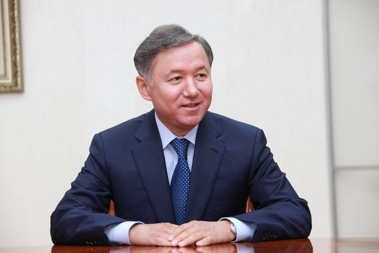 Председатель Мажилиса парламента Казахстана прибыл в Азербайджан