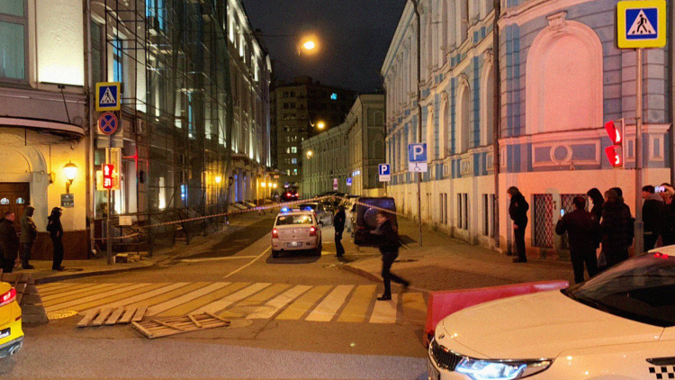 Перестрелка у здания ФСБ в Москве: погиб 1 силовик, ранены пятеро - ОБНОВЛЕНО - ВИДЕО