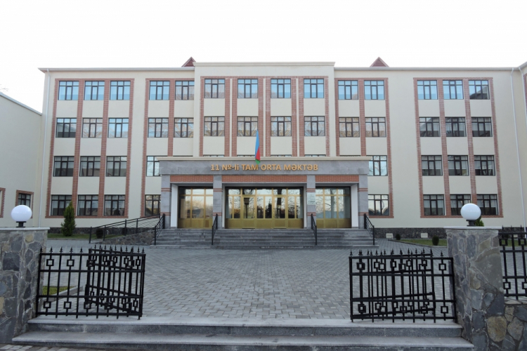 Сдана в эксплуатацию школа в Шеки - ФОТО