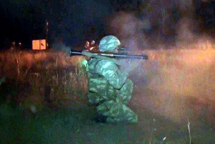 ВС Азербайджана в ходе ночных учений выполнили боевые стрельбы - ВИДЕО