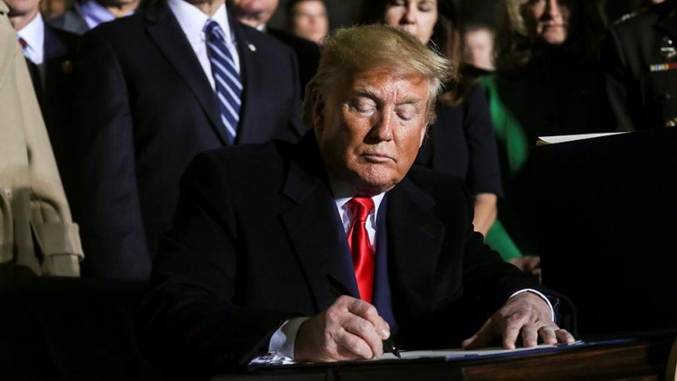 Трамп официально объявил о создании Космических войск США