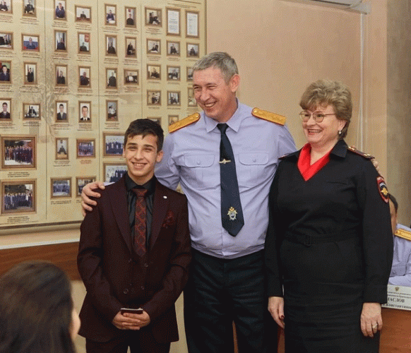 Азербайджанец из детдома получил российское гражданство