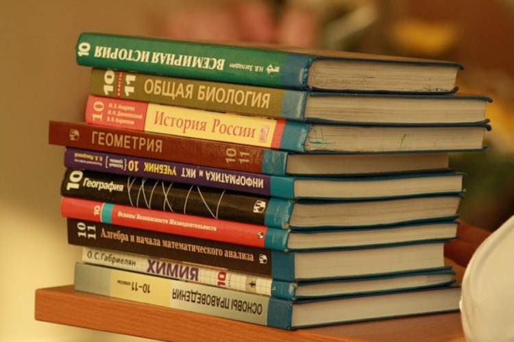 Специальные учебники по русскому языку созданы для школьников из Азербайджана