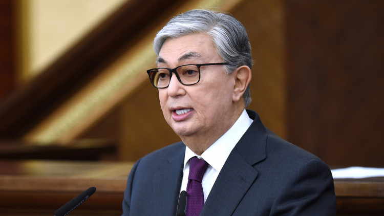 Президент Казахстана поручил проверить авиакомпании страны