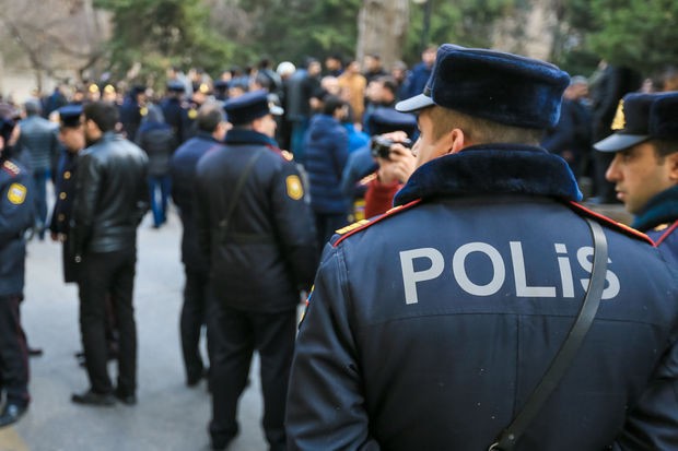МВД Азербайджана о попытке самоподжога полицейского в Сальяне
