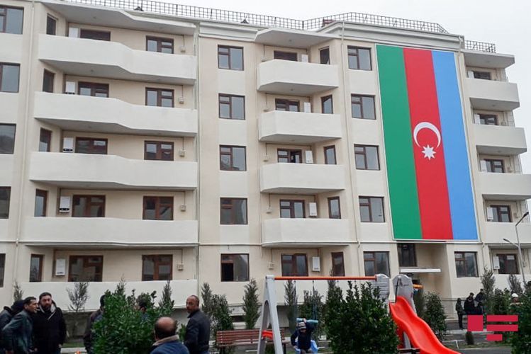 В Азербайджане сдан в эксплуатацию еще один жилой комплекс для вынужденных переселенцев - ФОТО