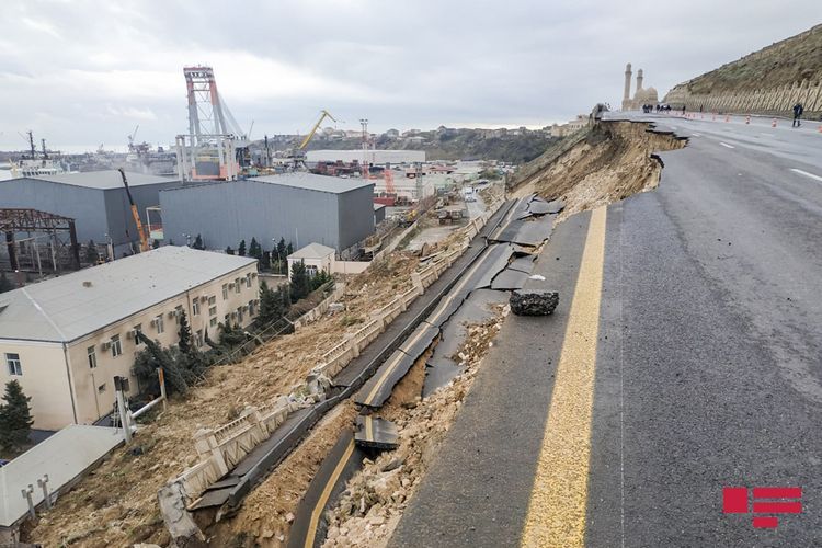 Движение на дороге в поселке Бибиэйбат будет восстановлено завтра