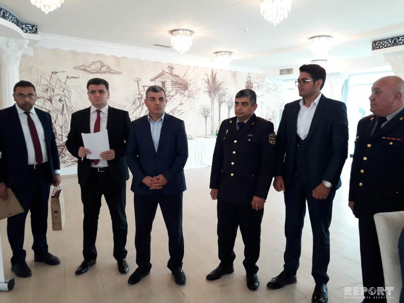 В Азербайджане наградили образцовых водителей и сотрудников дорожной полиции - ФОТО