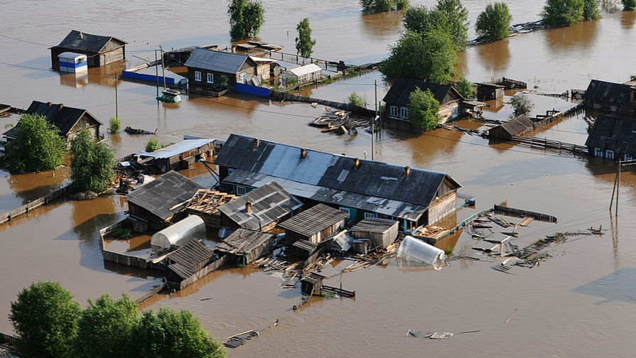 Наводнение в Иркутской области России: 7 погибших
