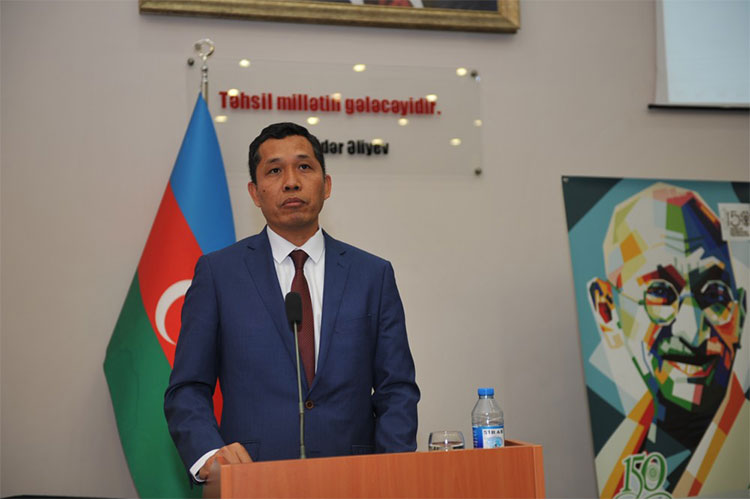 Посол Индии в Баку: "Наши страны связывают исторические узы" 