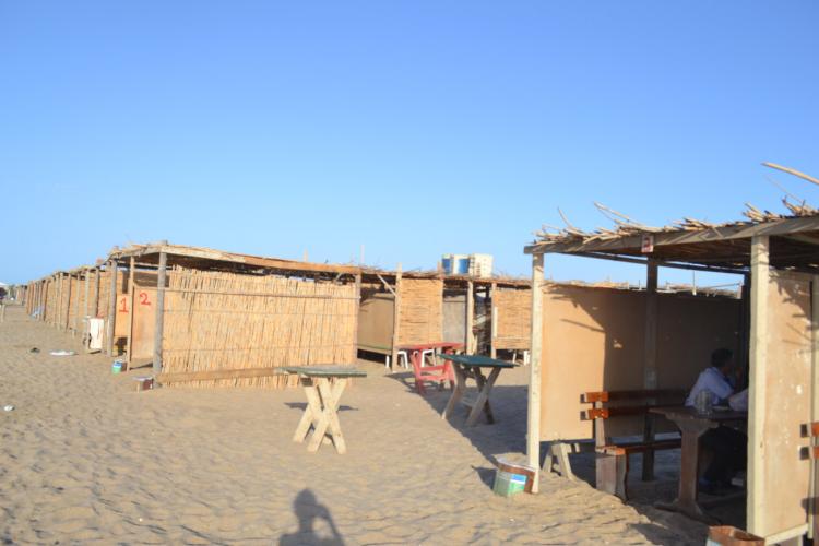 На бакинский пляж со своей едой и стульями – ИВ обещала разобраться с «частным сектором»