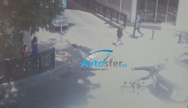 В Баку водитель сбил ребенка на велосипеде - ВИДЕО