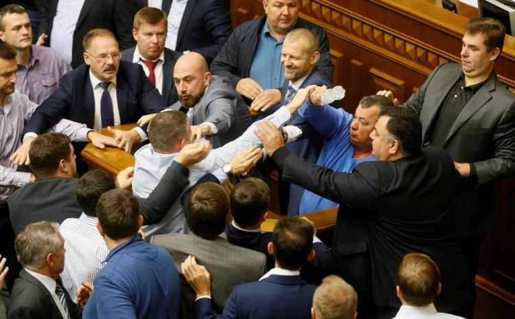 В Верховной раде призвали материться по-украински