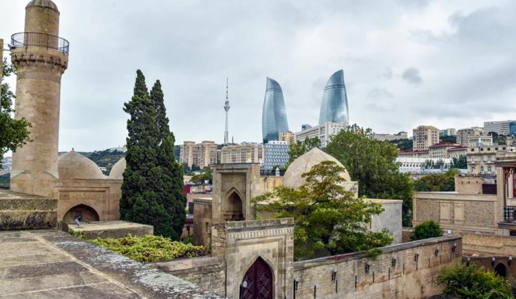 За последние 10 лет численность населения Баку выросла более чем на 10%