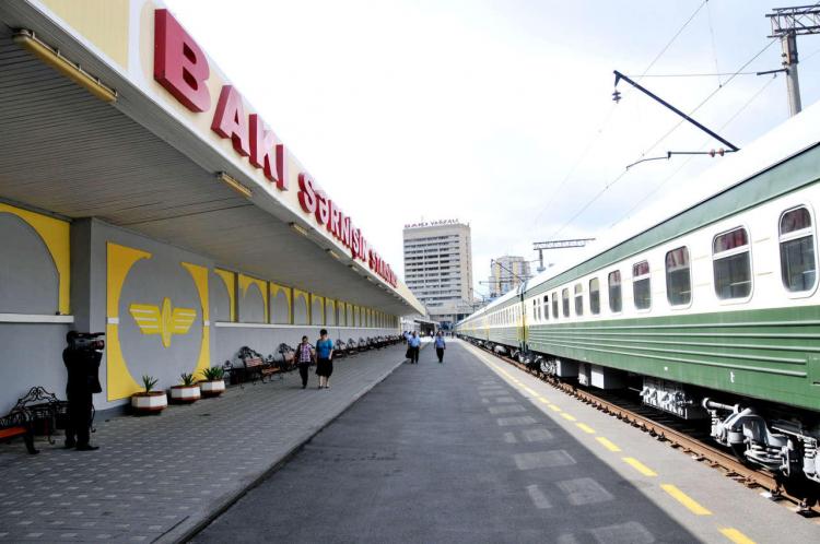 Изменено время отправления поезда Баку-Беюк Кясик
