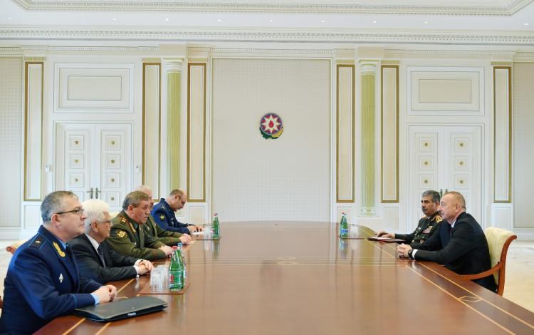 Президент Азербайджана встретился с начальником Генштаба ВС России
