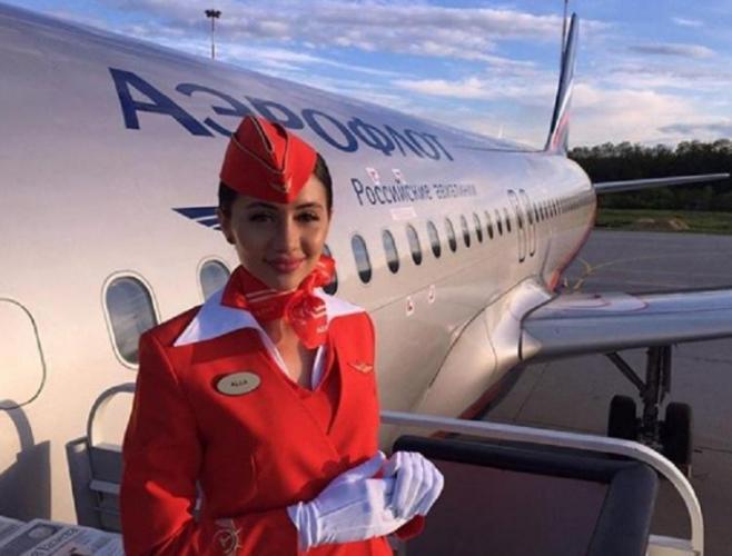 Эта стюардесса удивила всю Россию одним снимком и стала самой известной - ФОТО