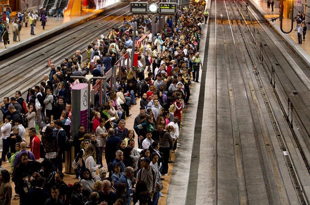 В Испании отменены рейсы свыше 300 поездов из-за забастовки

