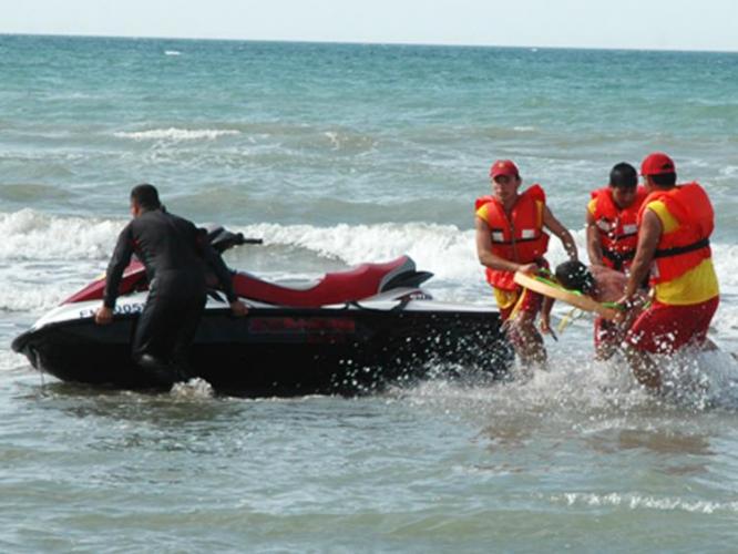 На пляжах Баку спасены пятеро иностранцев