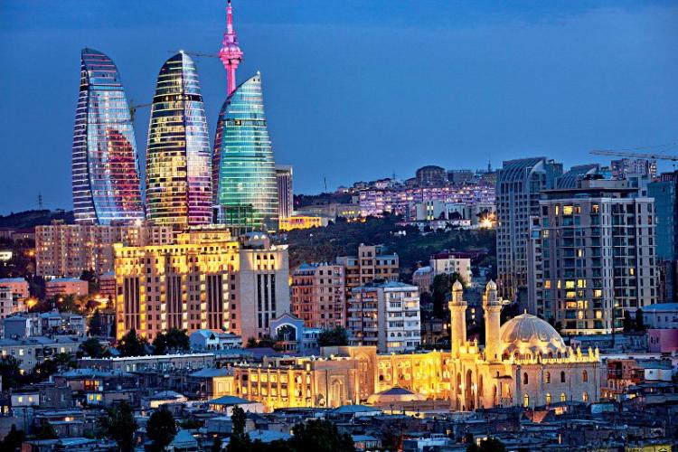 Специалисты назвали самые фотографируемые места в Баку - РЕЙТИНГ