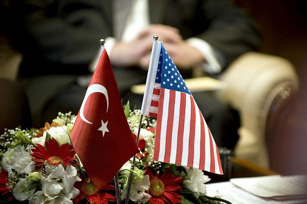 Делегация США прибыла в Турцию на переговоры